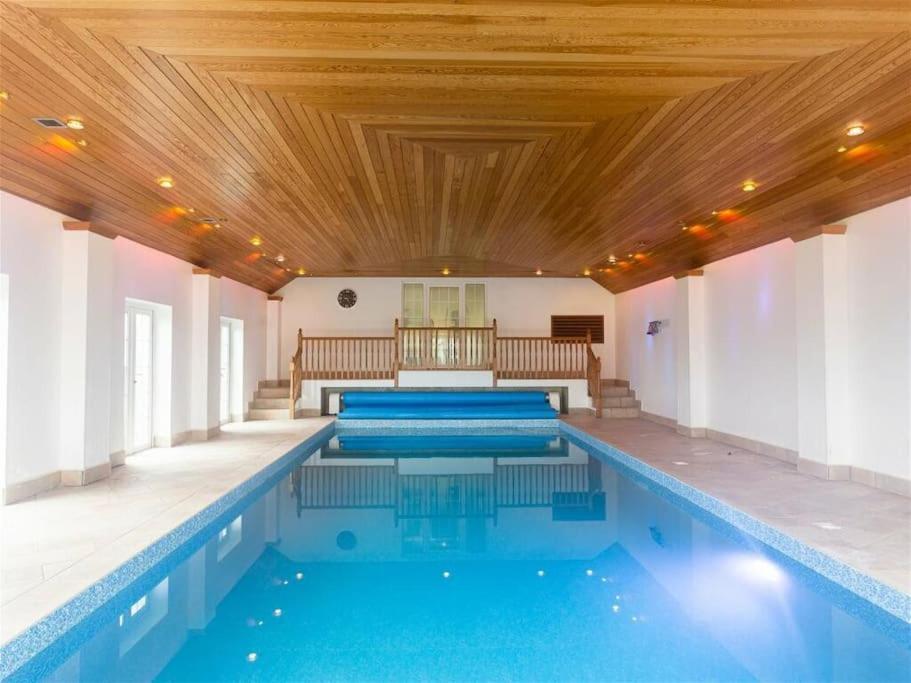 Holiday home Henstridge House *